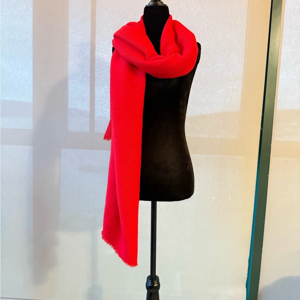 Elegant Red Scarf - Picture 1 of 5